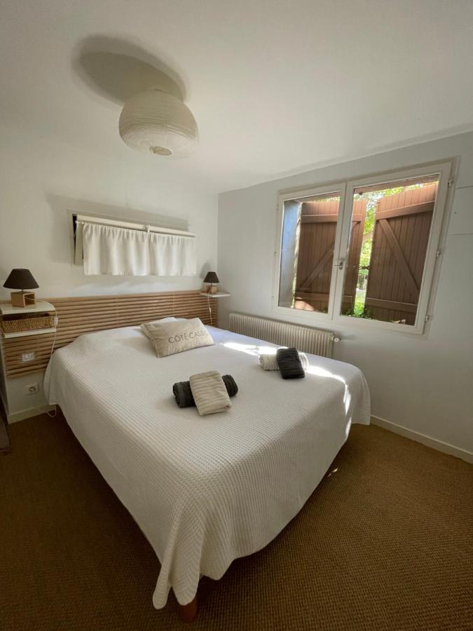 Large Private Garden, Quiet 2-Bedroom Apartment, Air Conditioning, Wifi, Parking Cassis Exterior foto